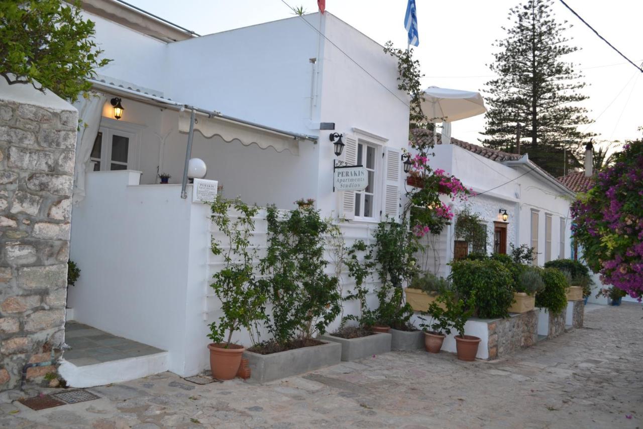 הידרה Perakis Apartments מראה חיצוני תמונה