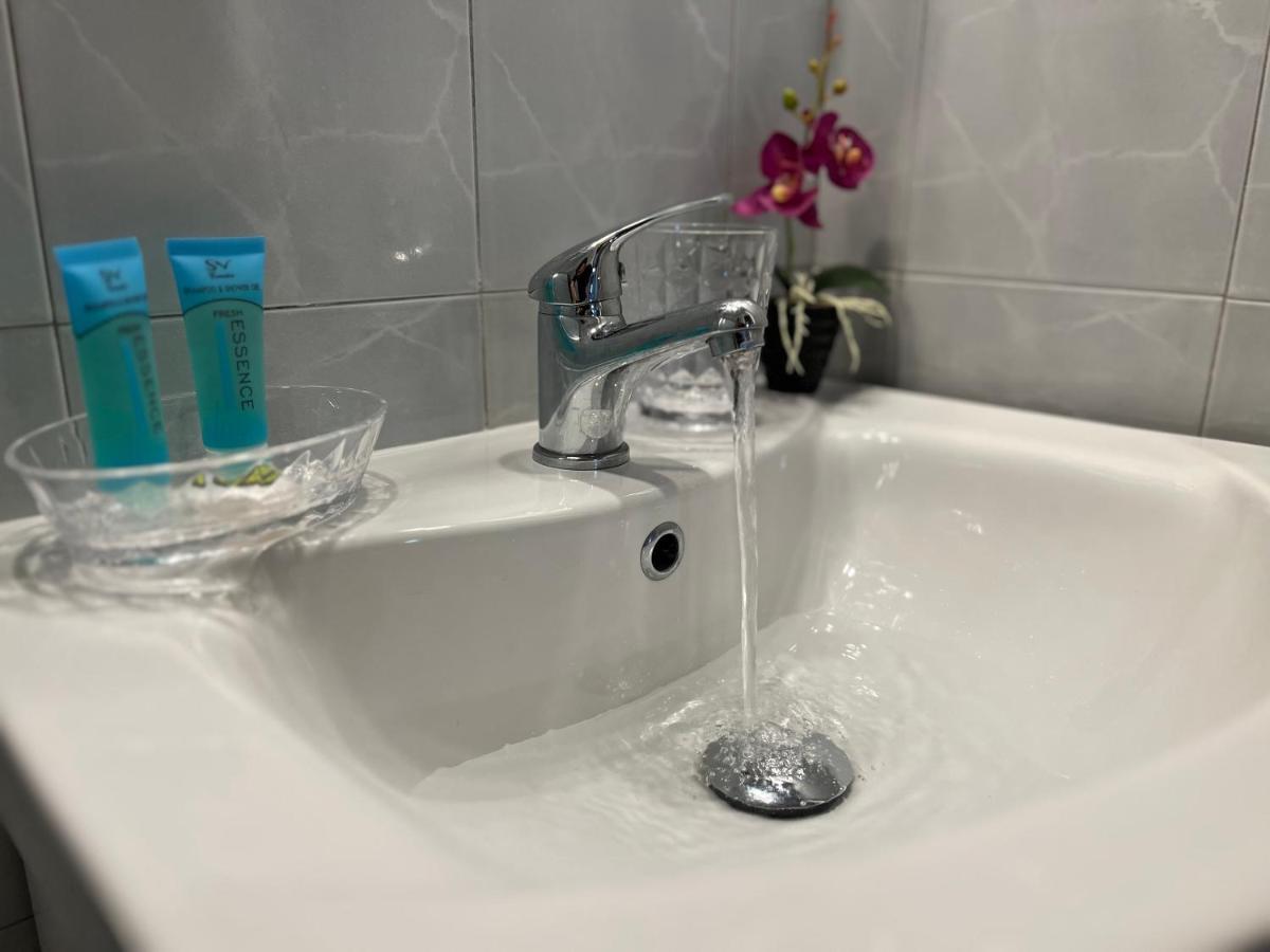 הידרה Perakis Apartments מראה חיצוני תמונה